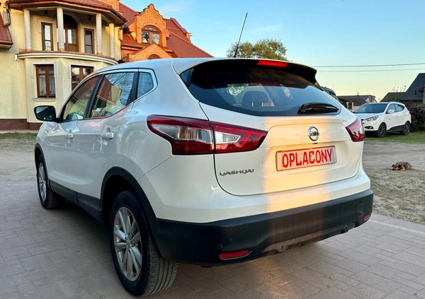 Nissan Qashqai cena 54300 przebieg: 84122, rok produkcji 2017 z Ostrołęka małe 172